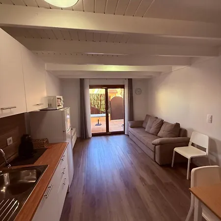 Casa *